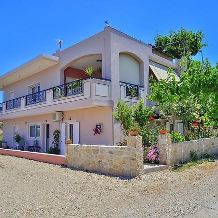 Eliana Apartment Kíssamos Екстериор снимка
