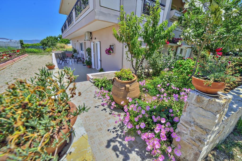 Eliana Apartment Kíssamos Екстериор снимка